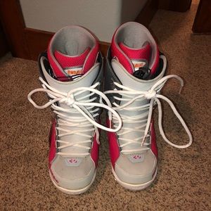 ~Thirty Two snowboard boots ~